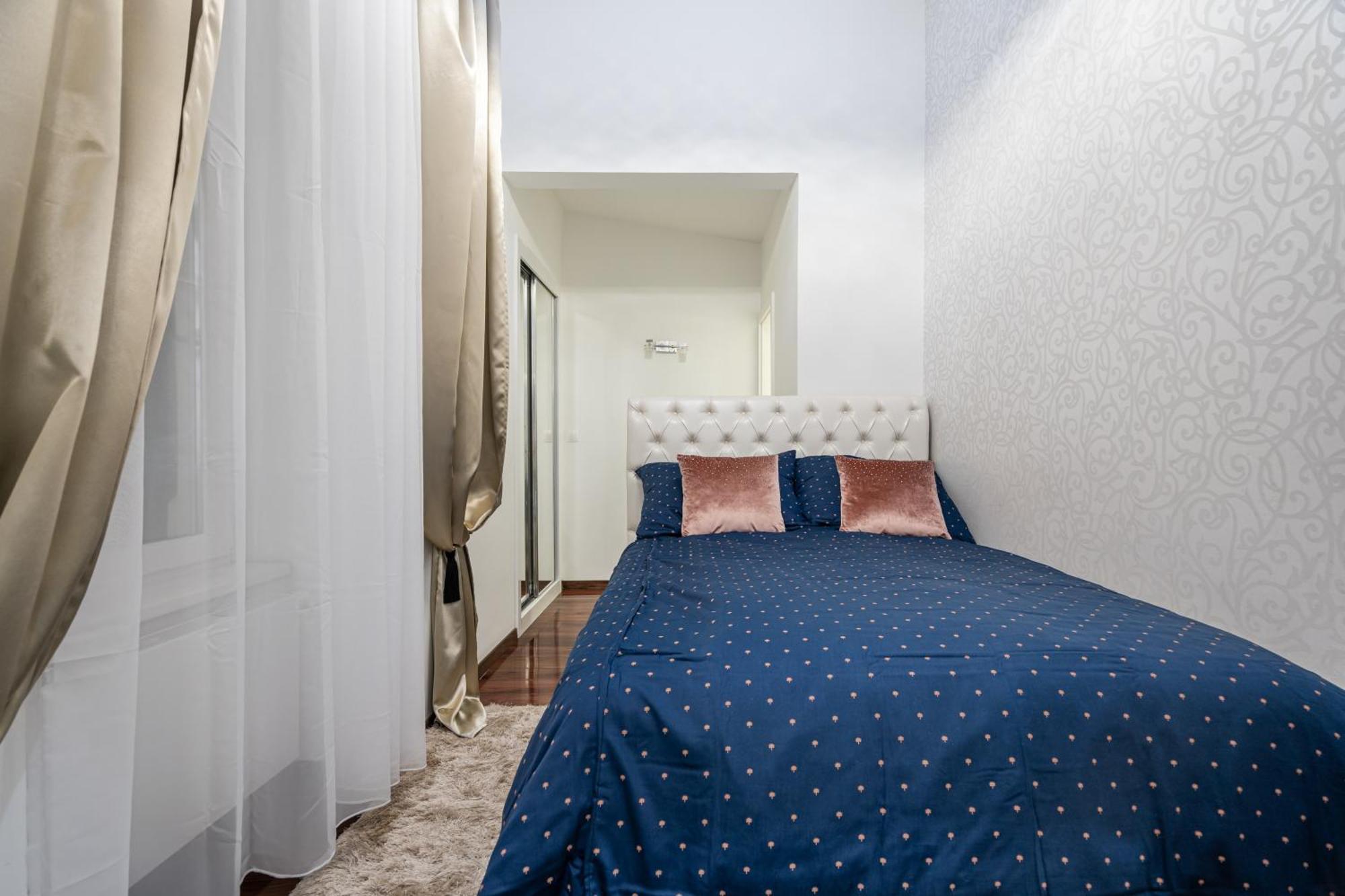 Opera Balkony Luxury Apartment With Free Parking Budapest Exterior photo