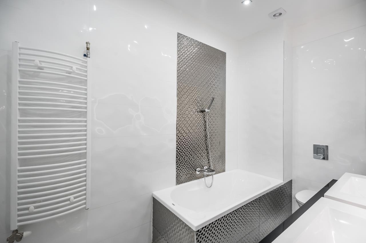 Opera Balkony Luxury Apartment With Free Parking Budapest Exterior photo